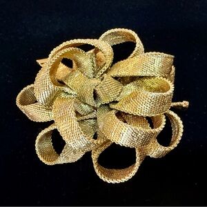 CHRISTIAN DIOR Vintage 1964 Mesh Ribbon/Bow Brooch